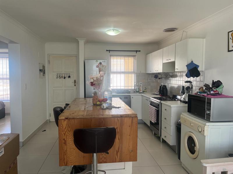 2 Bedroom Property for Sale in Bergvliet Western Cape